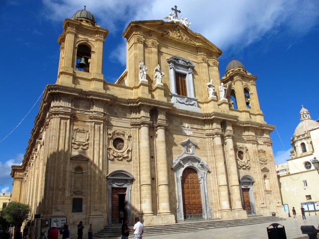 Marsala taxi-Duomo-di-Marsala